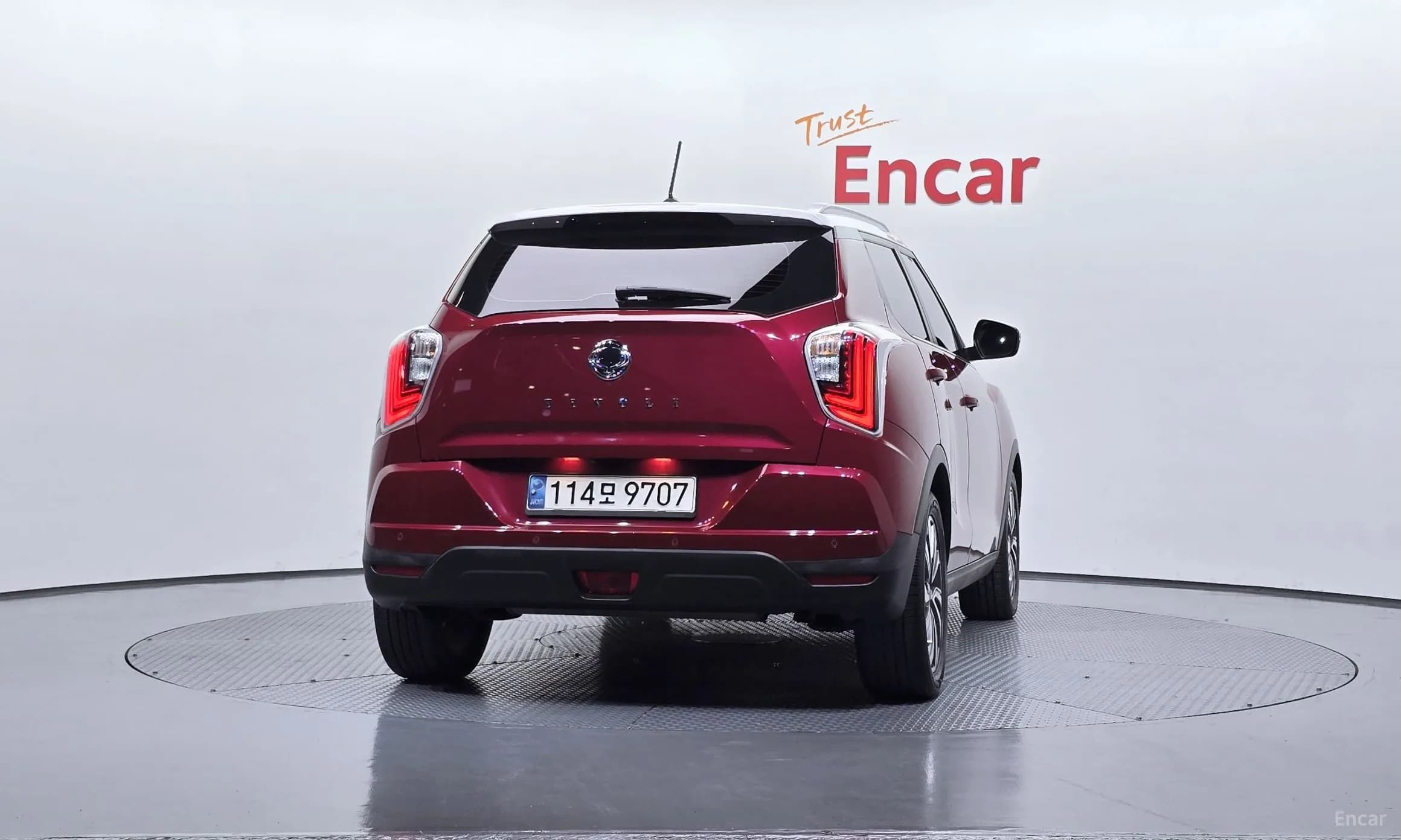 Berry New Tivoli