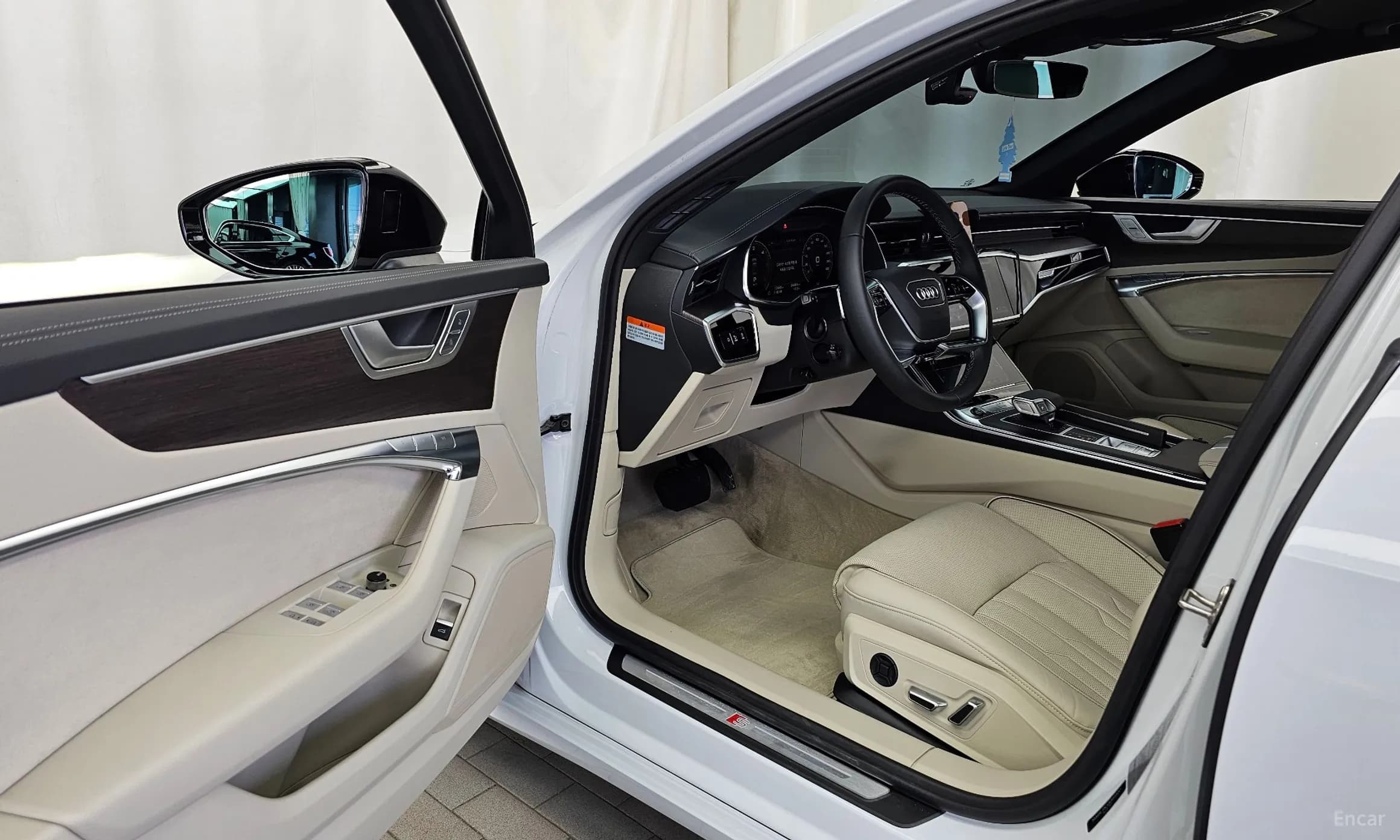 A6 (C8)