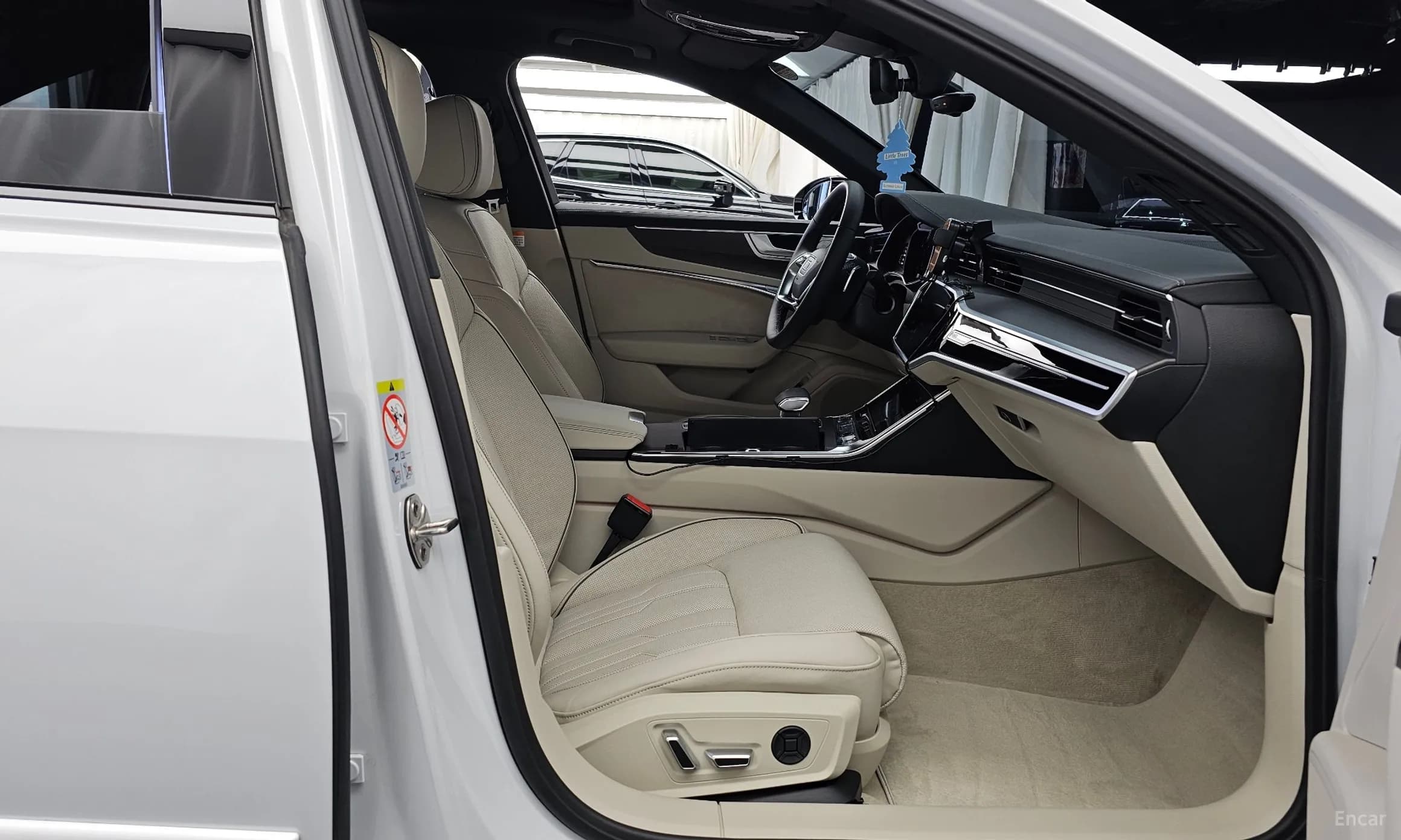A6 (C8)