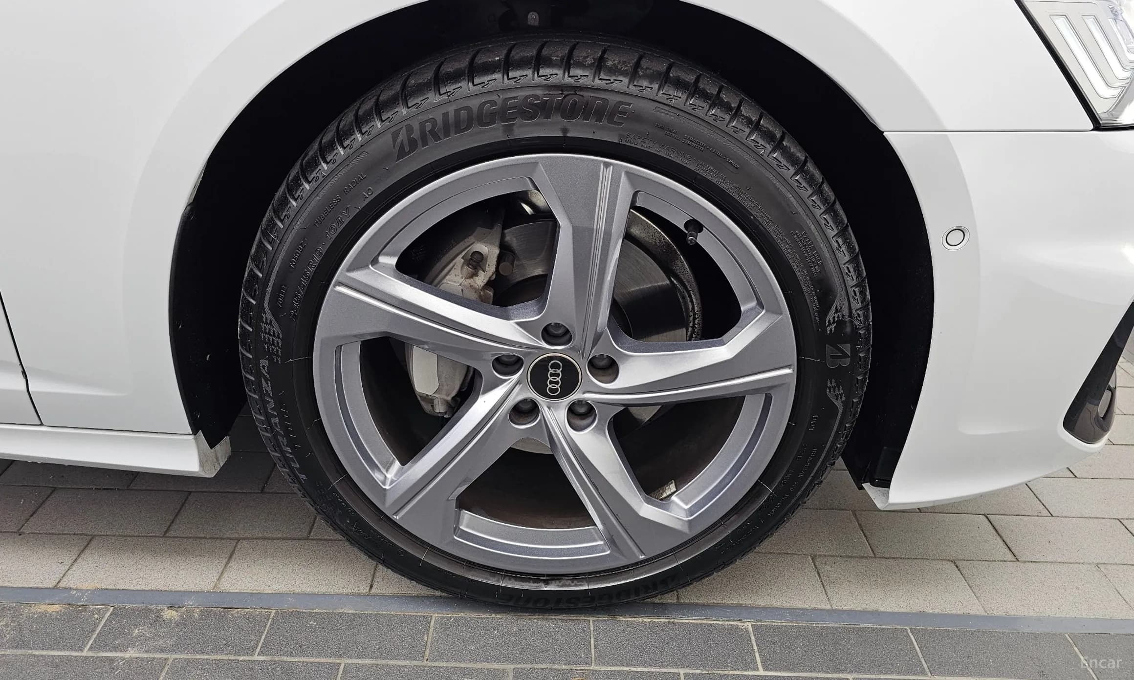 A6 (C8)