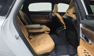 S90