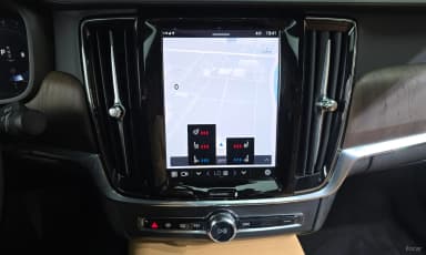 S90