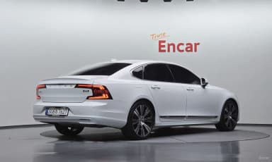 S90