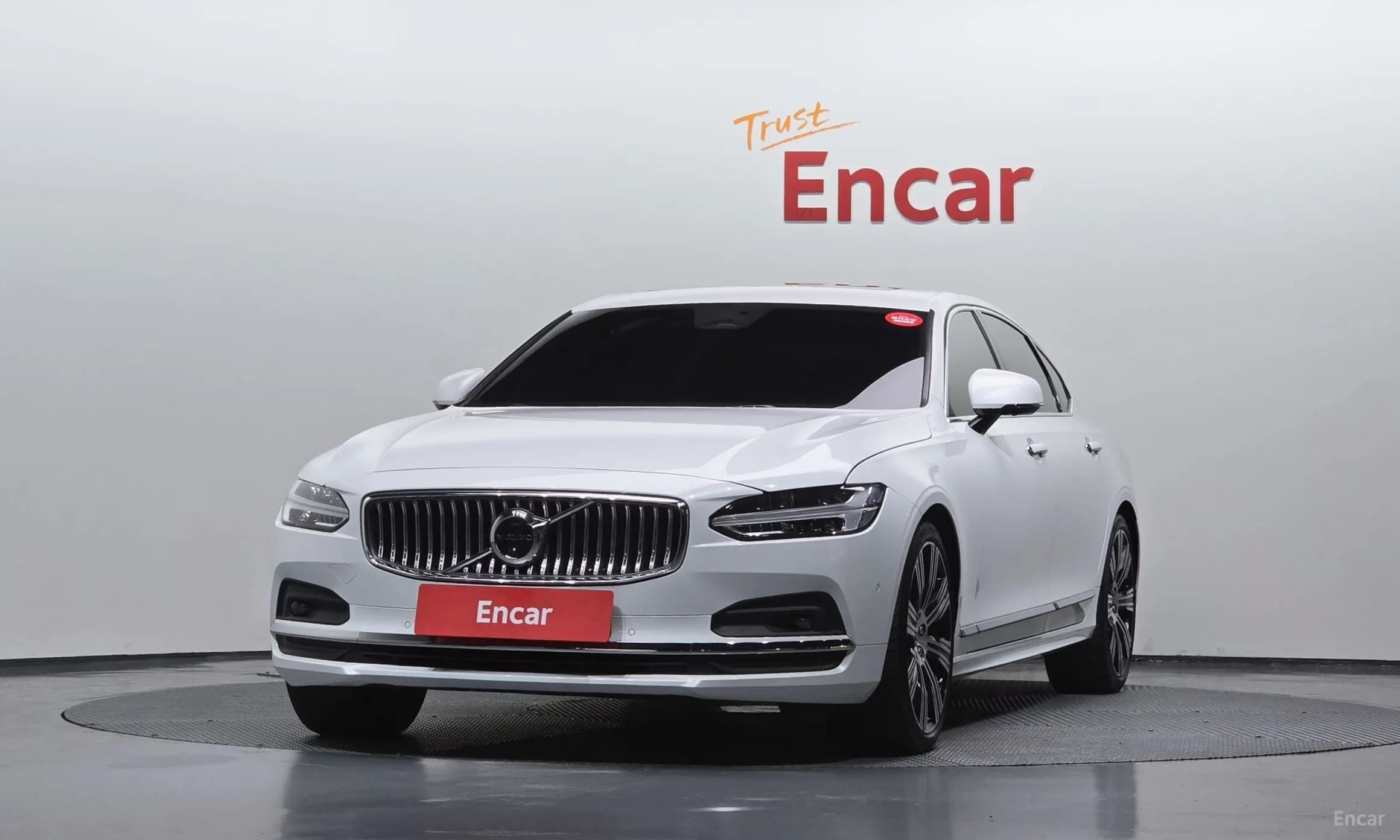 S90
