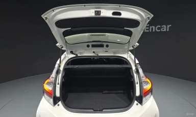 Prius C