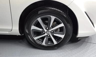 Prius C