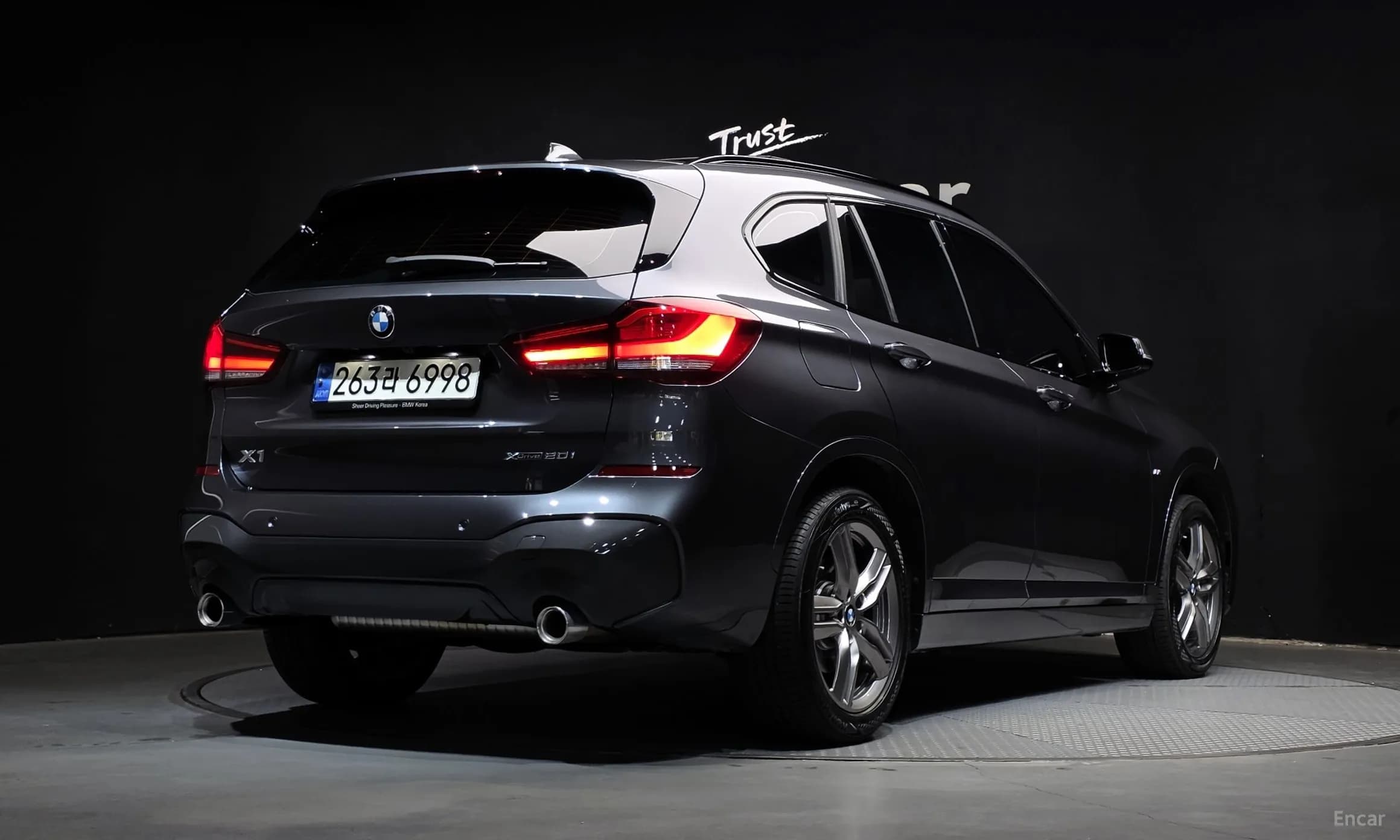 X1 (F48)