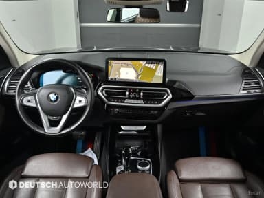 X3 (G01)