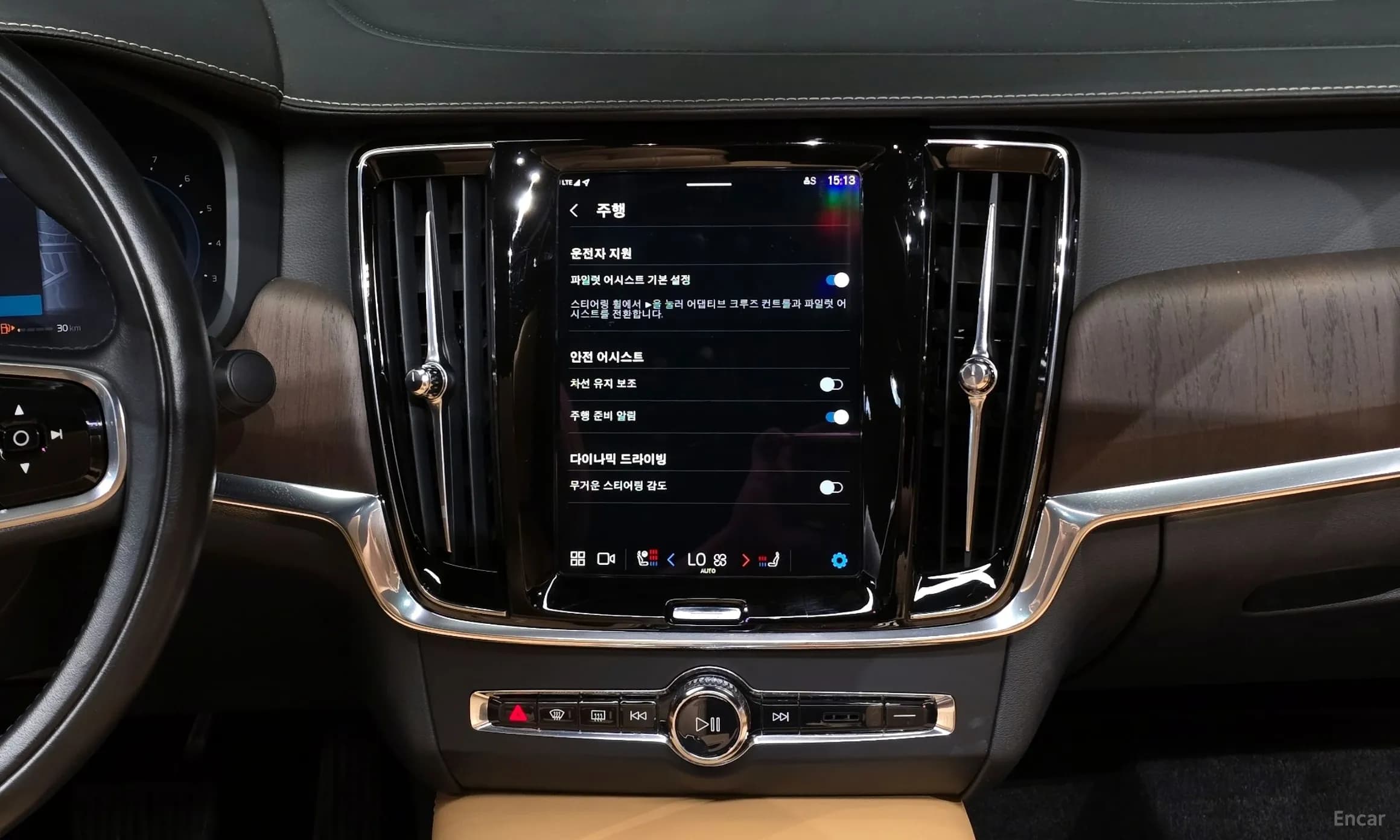 S90