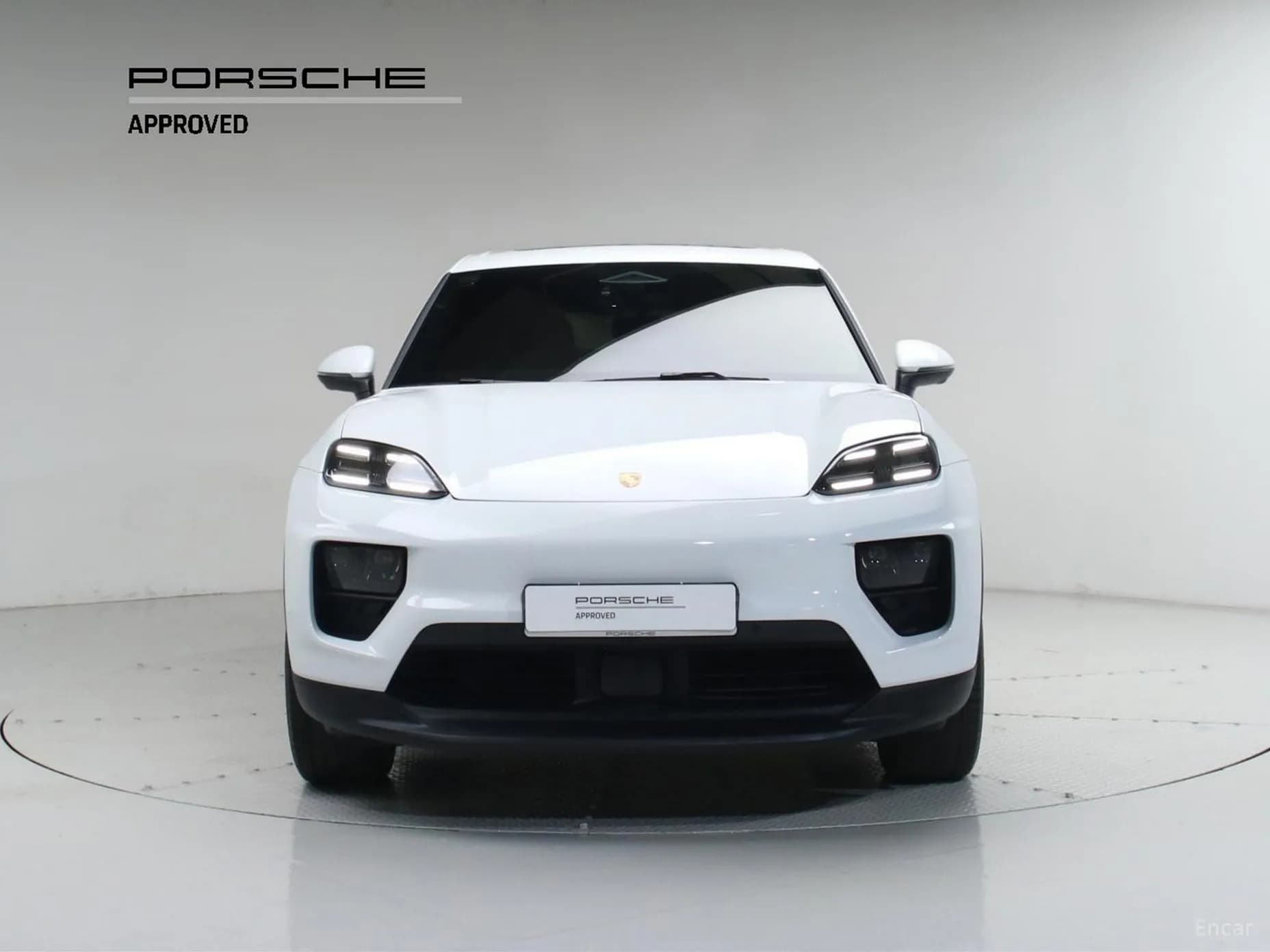 Macan EV