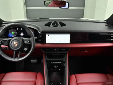 Macan EV