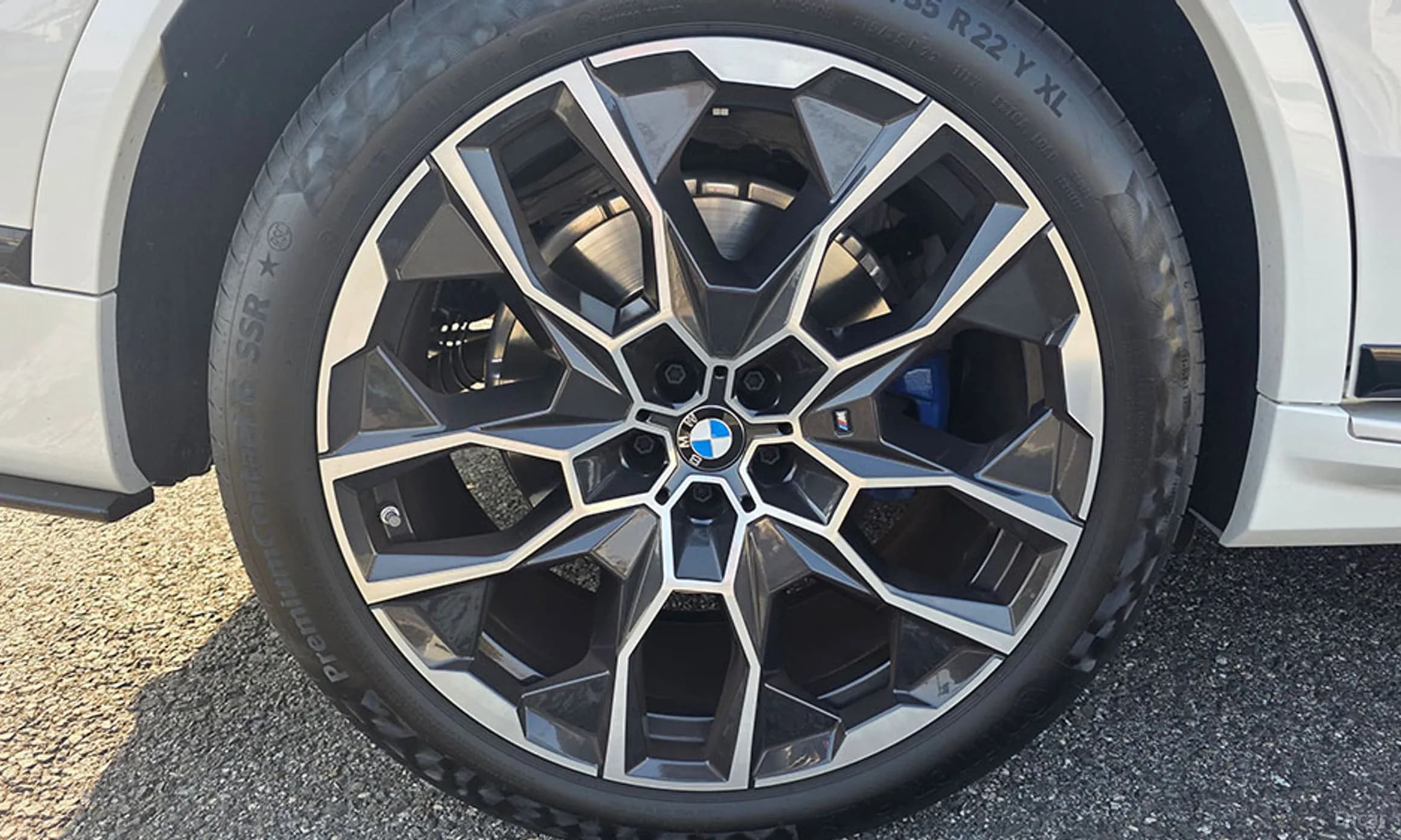 X7 (G07)
