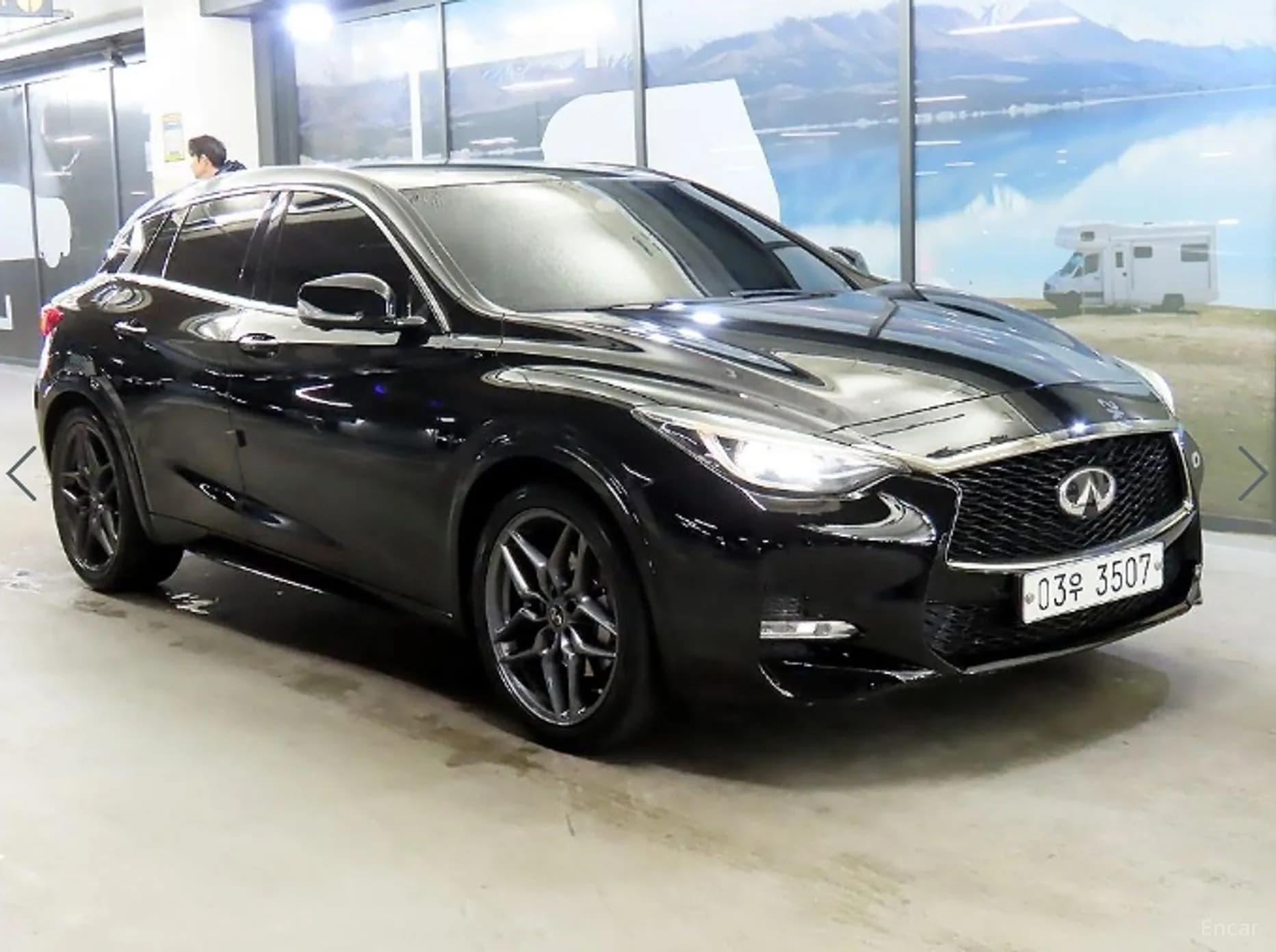 Q30