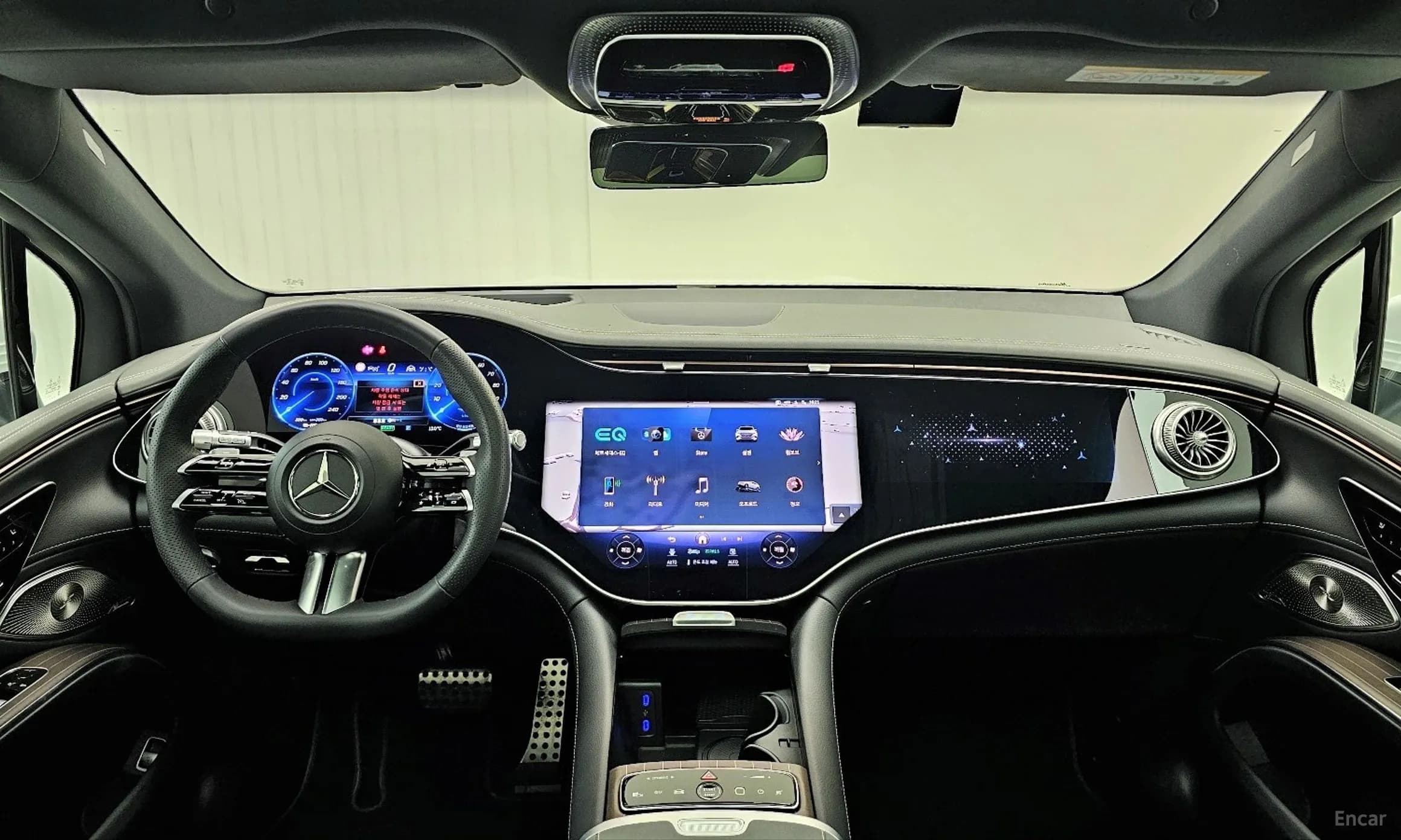 EQS SUV X296