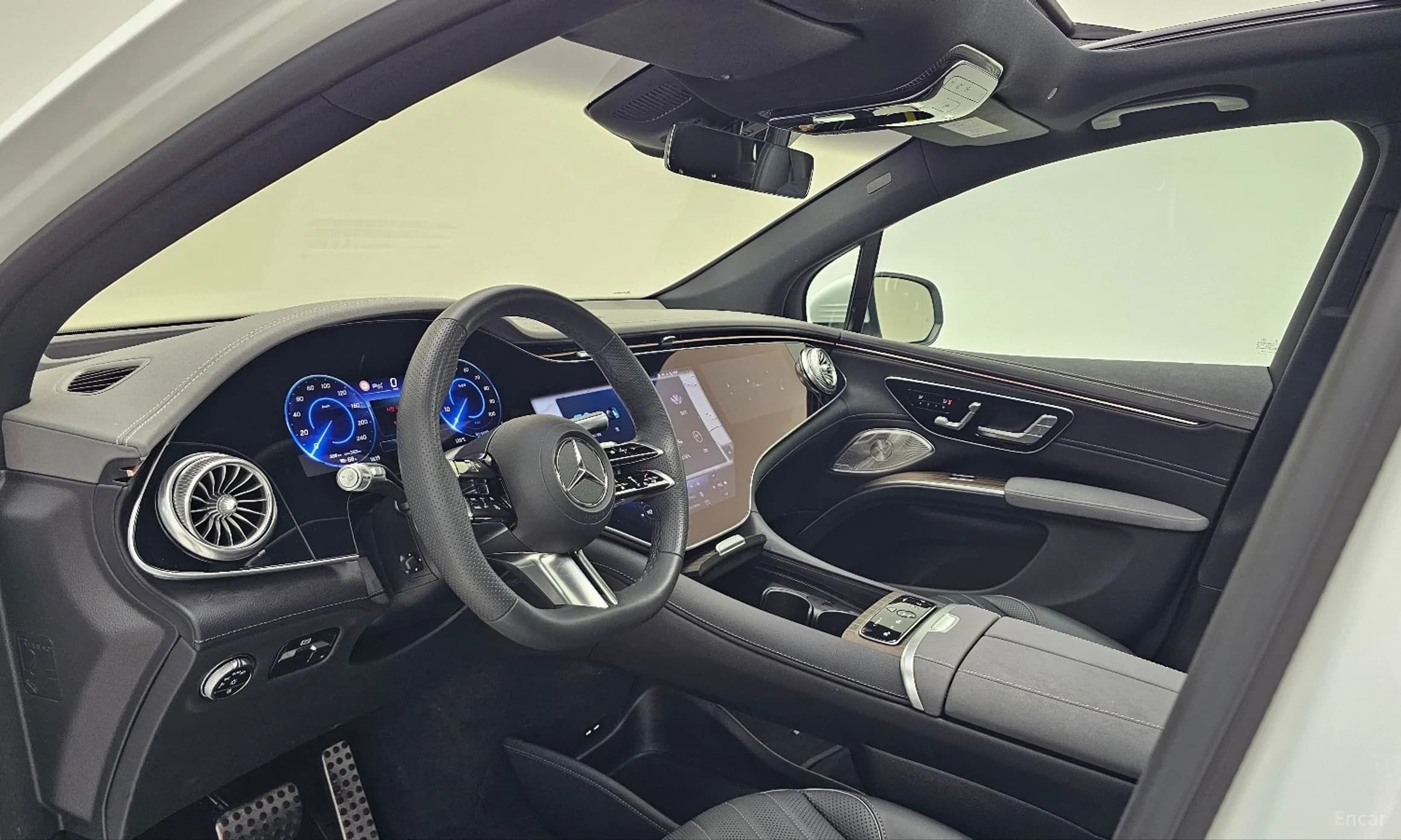 EQS SUV X296