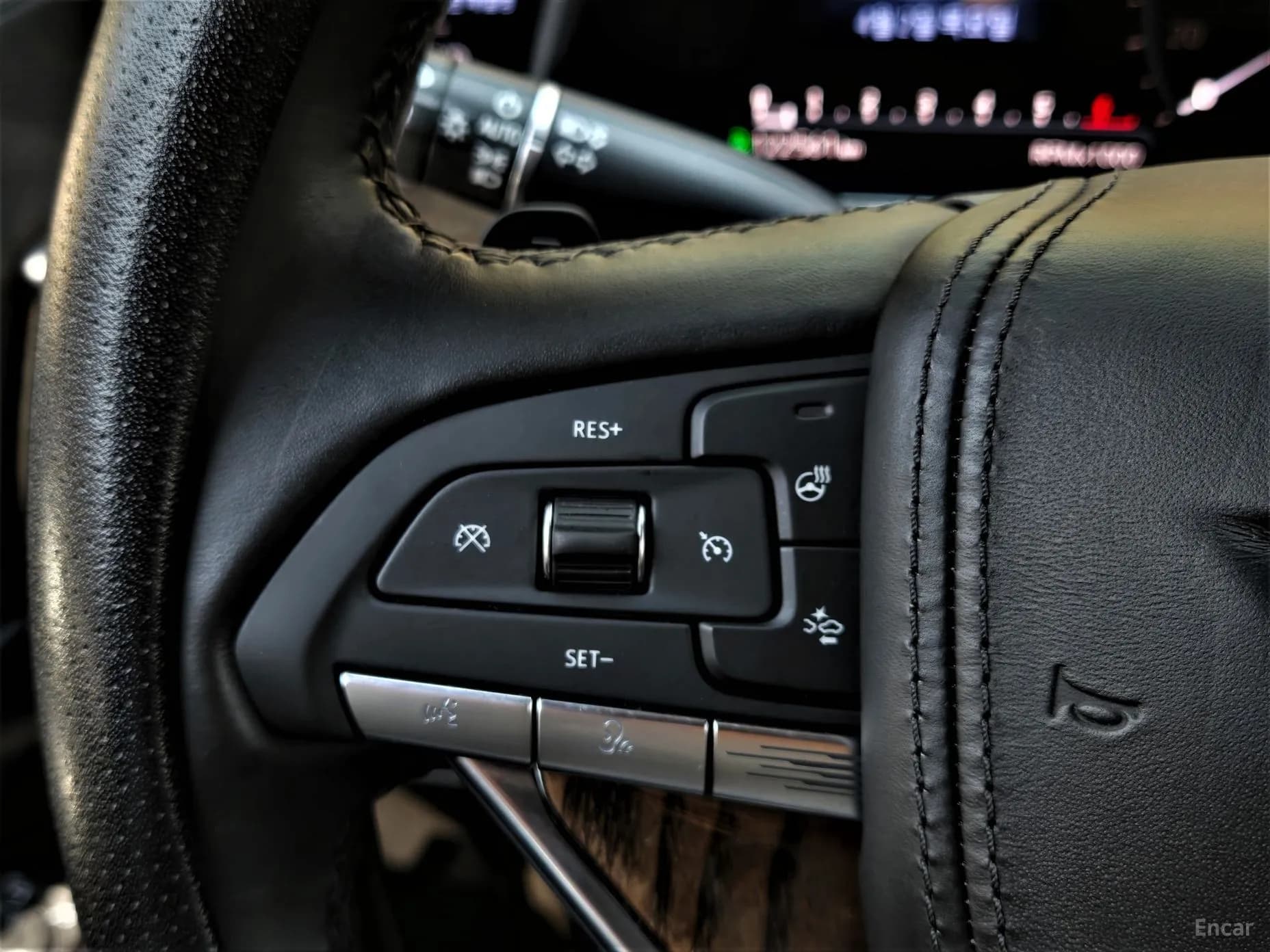 Escalade 5th Generation