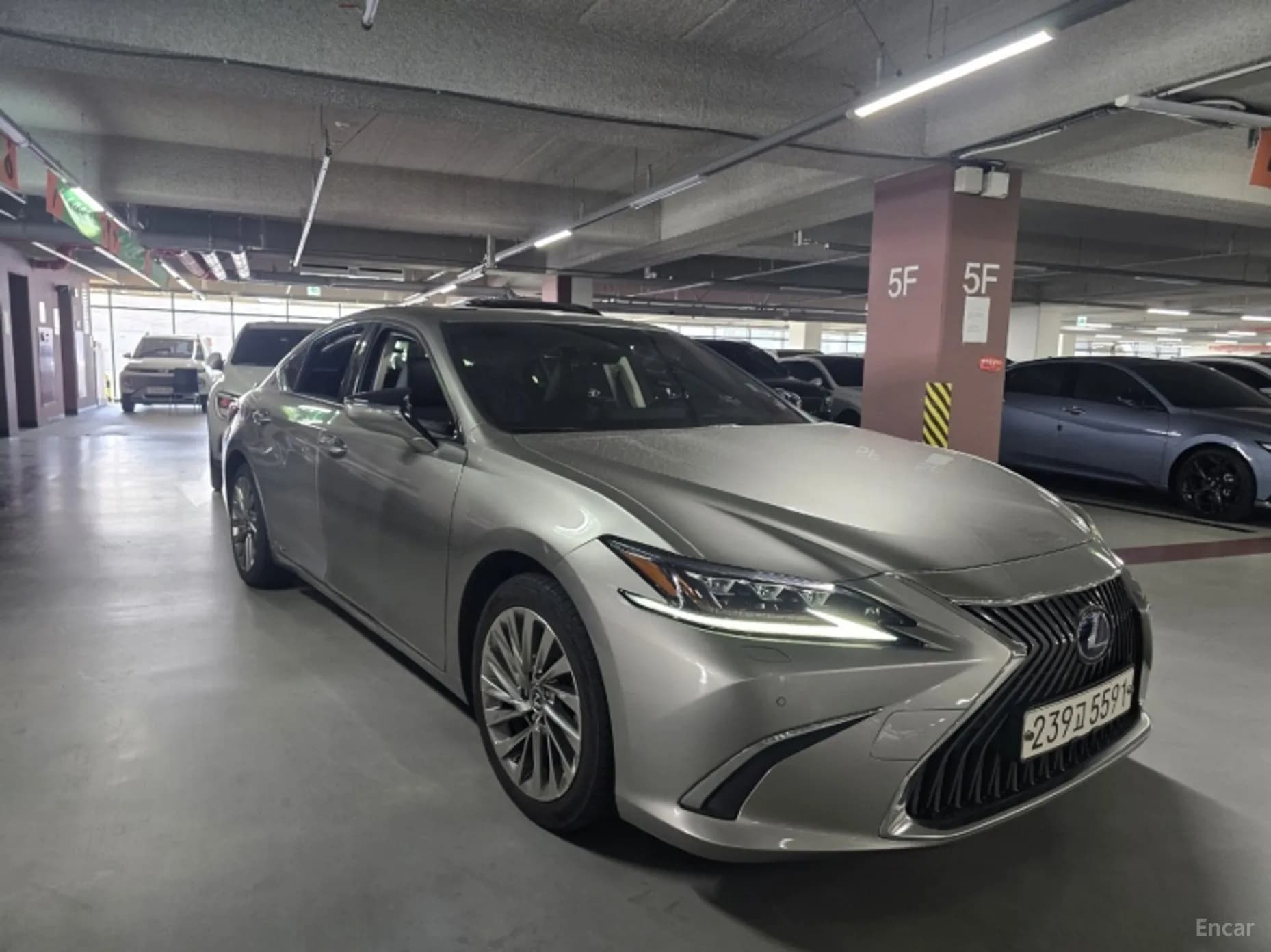 ES300h 7th Generation