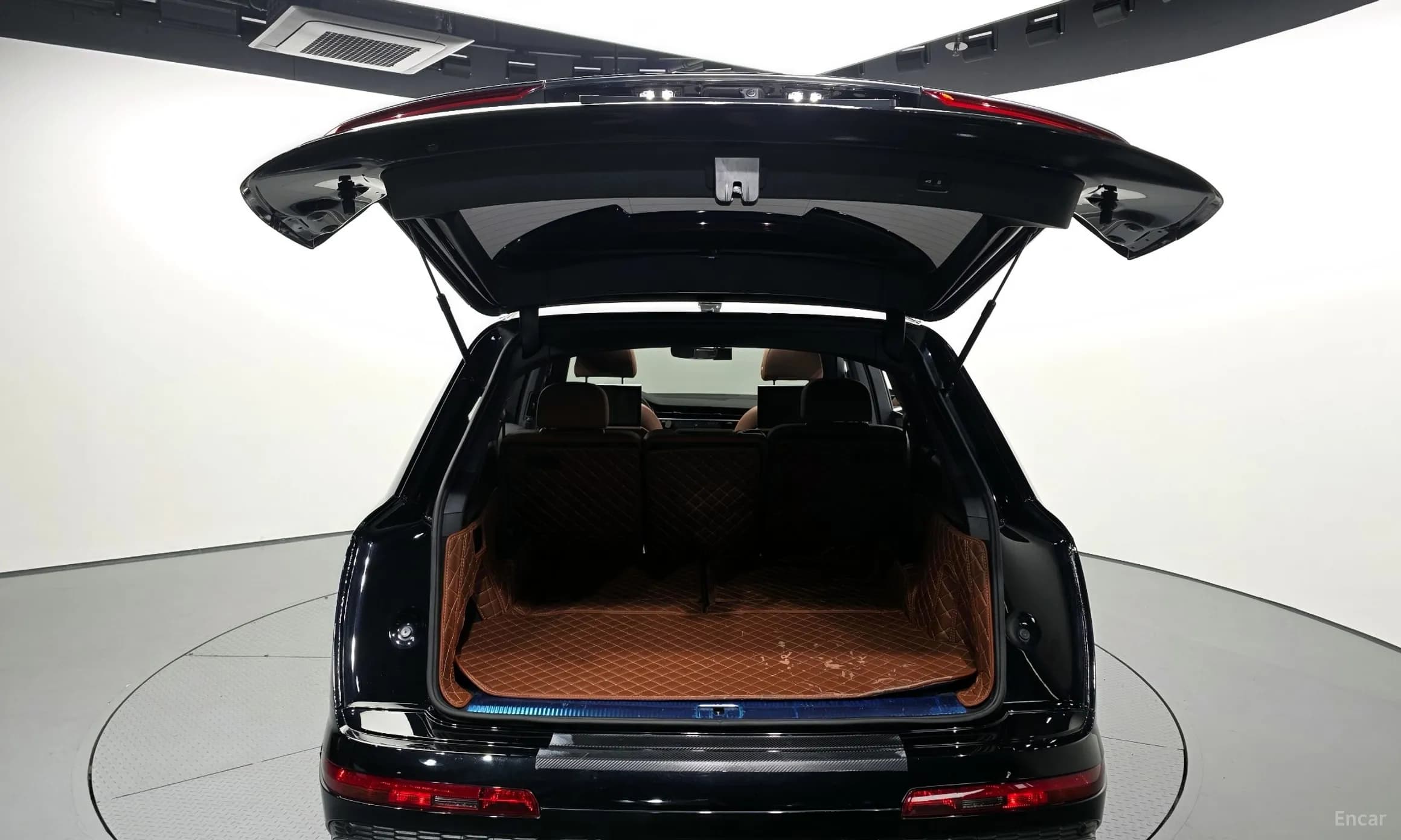 Q7 (4M)