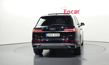 Q7 (4M)