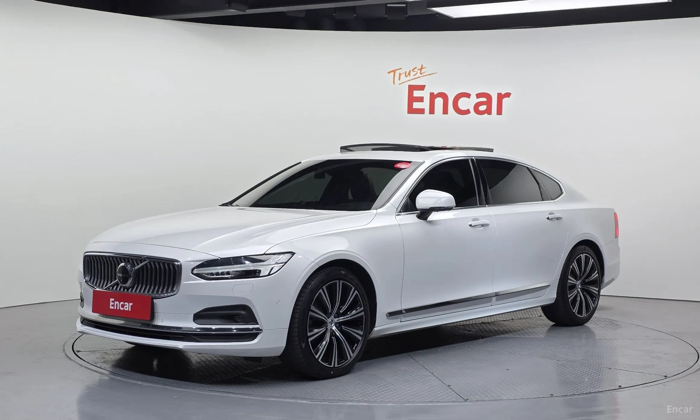 S90