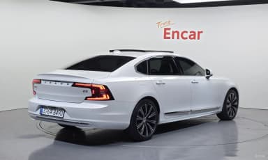 S90