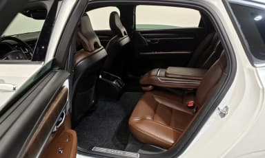 S90