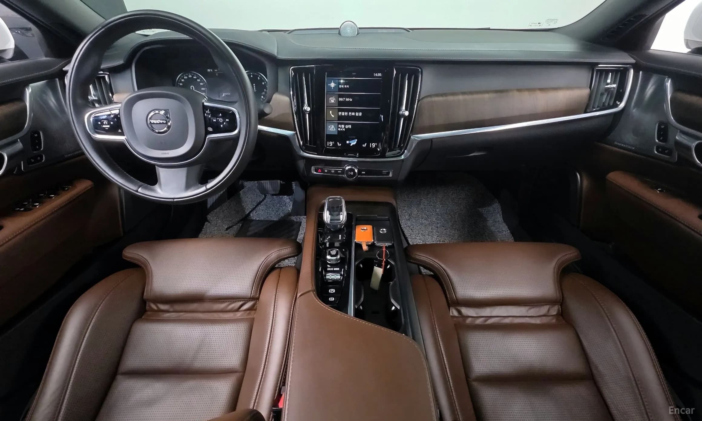 S90