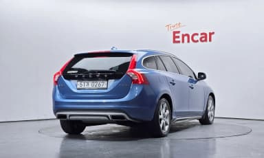 V60