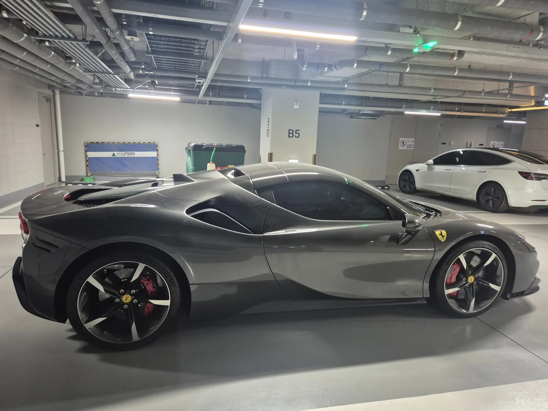 SF90 Spyder