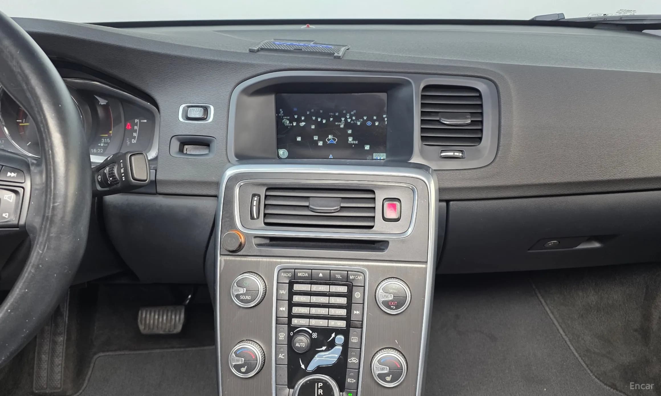 S60