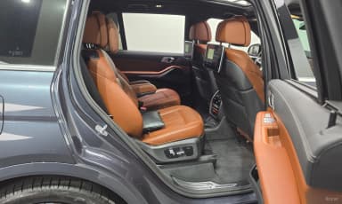 X7 (G07)