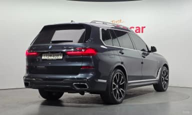 X7 (G07)