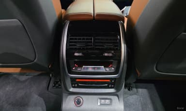 X7 (G07)
