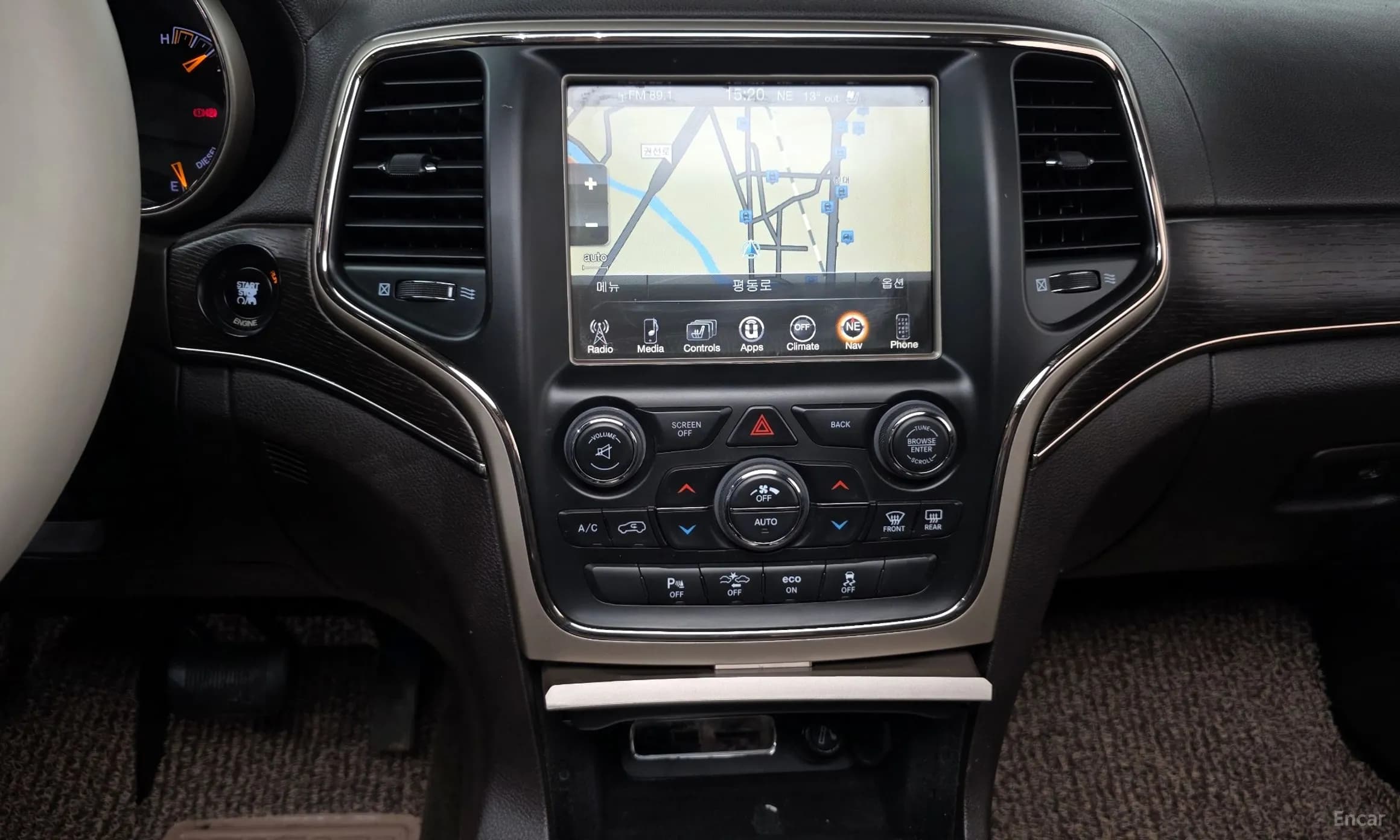 Grand Cherokee