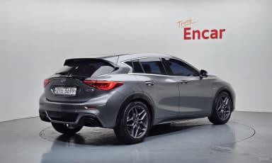 Q30