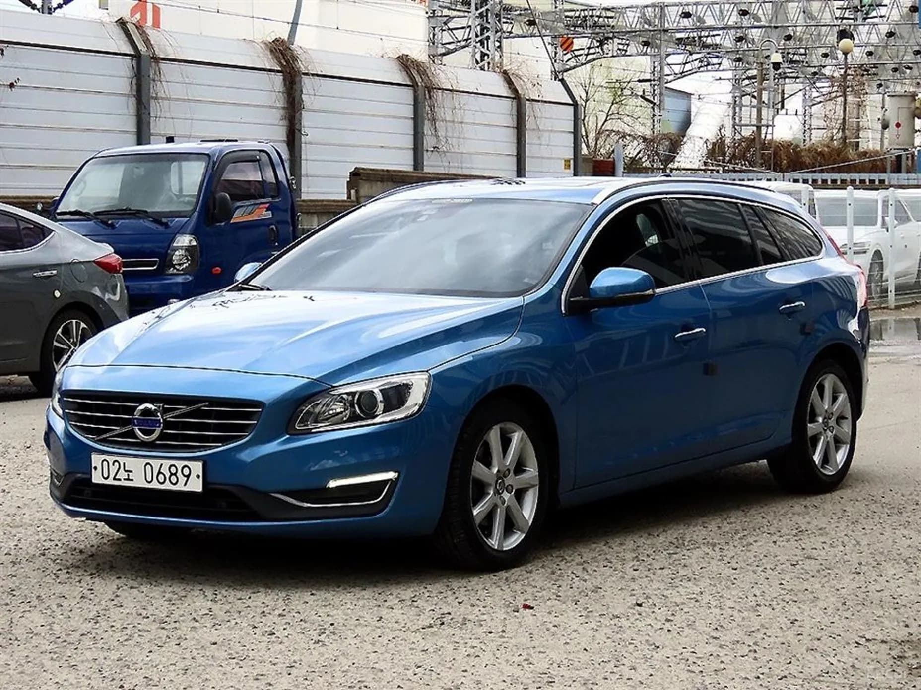 V60