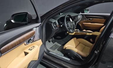 S90