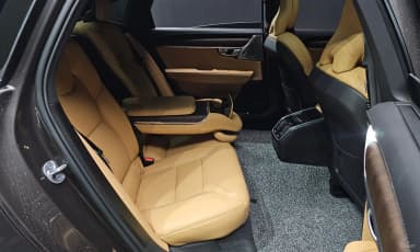 S90