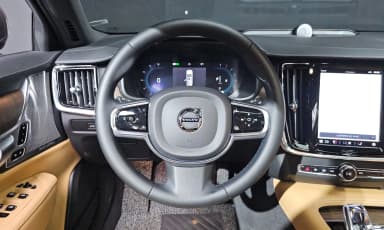 S90