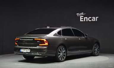 S90