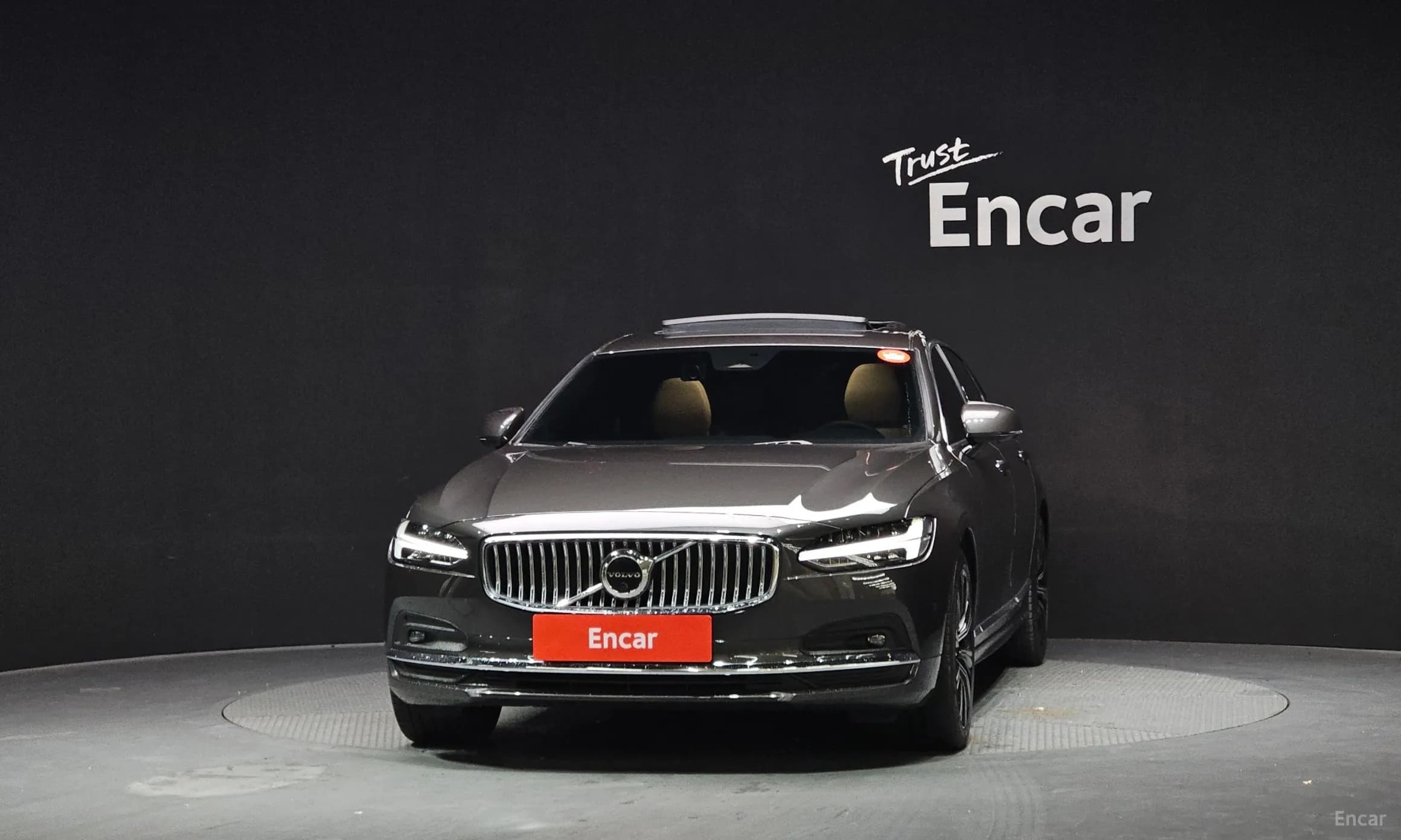 S90