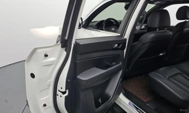 Rexton Sports Khan