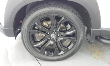 Rexton Sports Khan