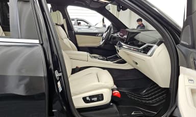 X7 (G07)