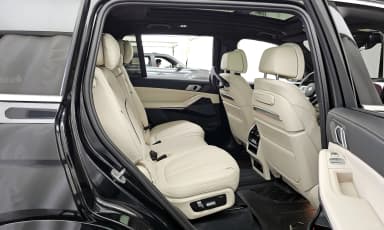 X7 (G07)