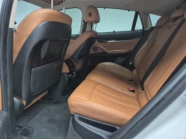 X6 (F16)