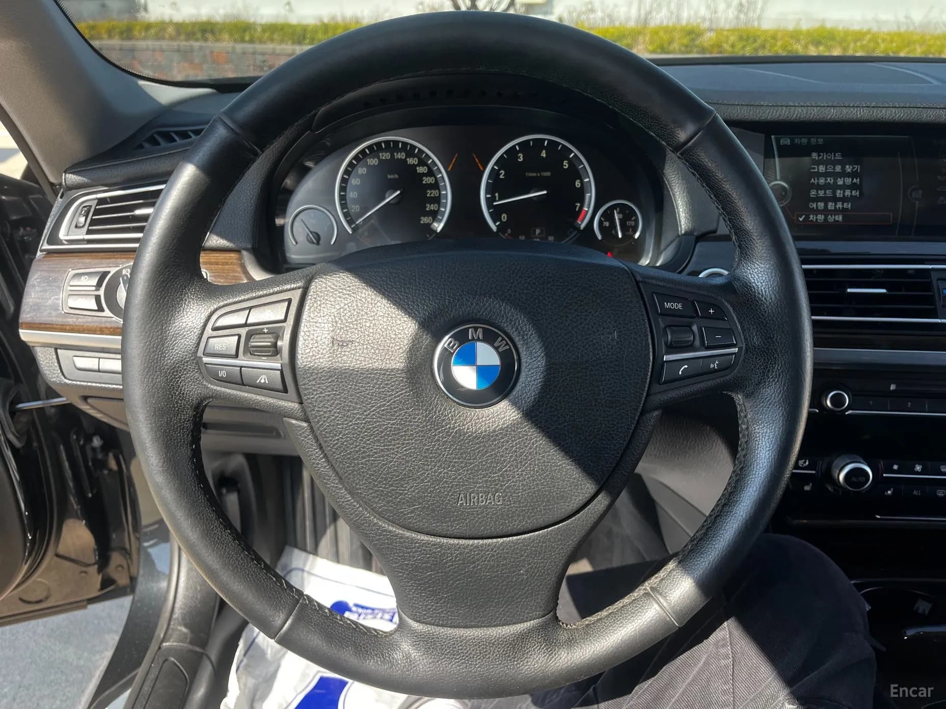 7 Series (F01)