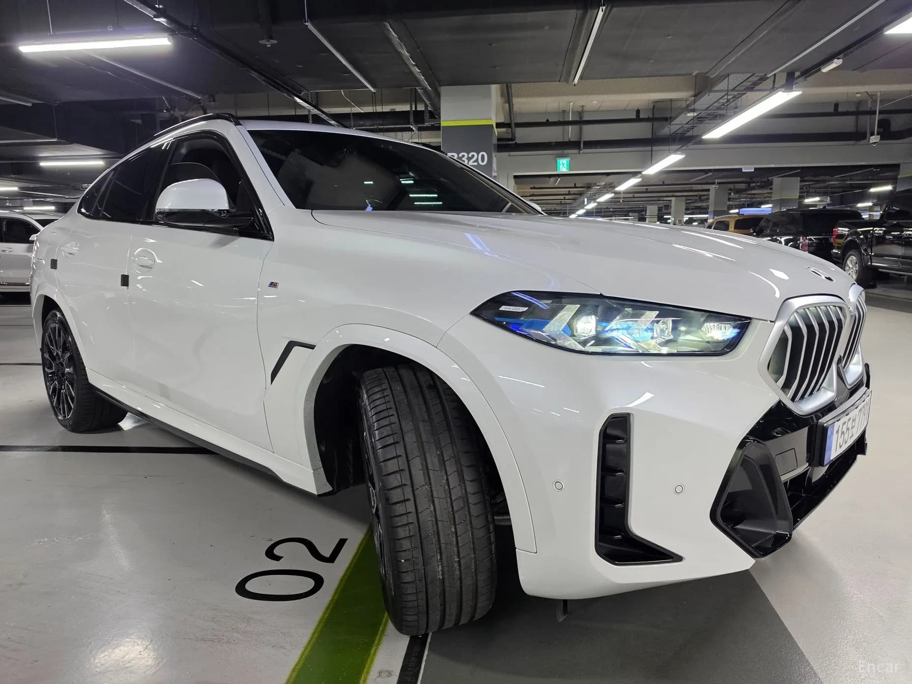 X6 (G06)