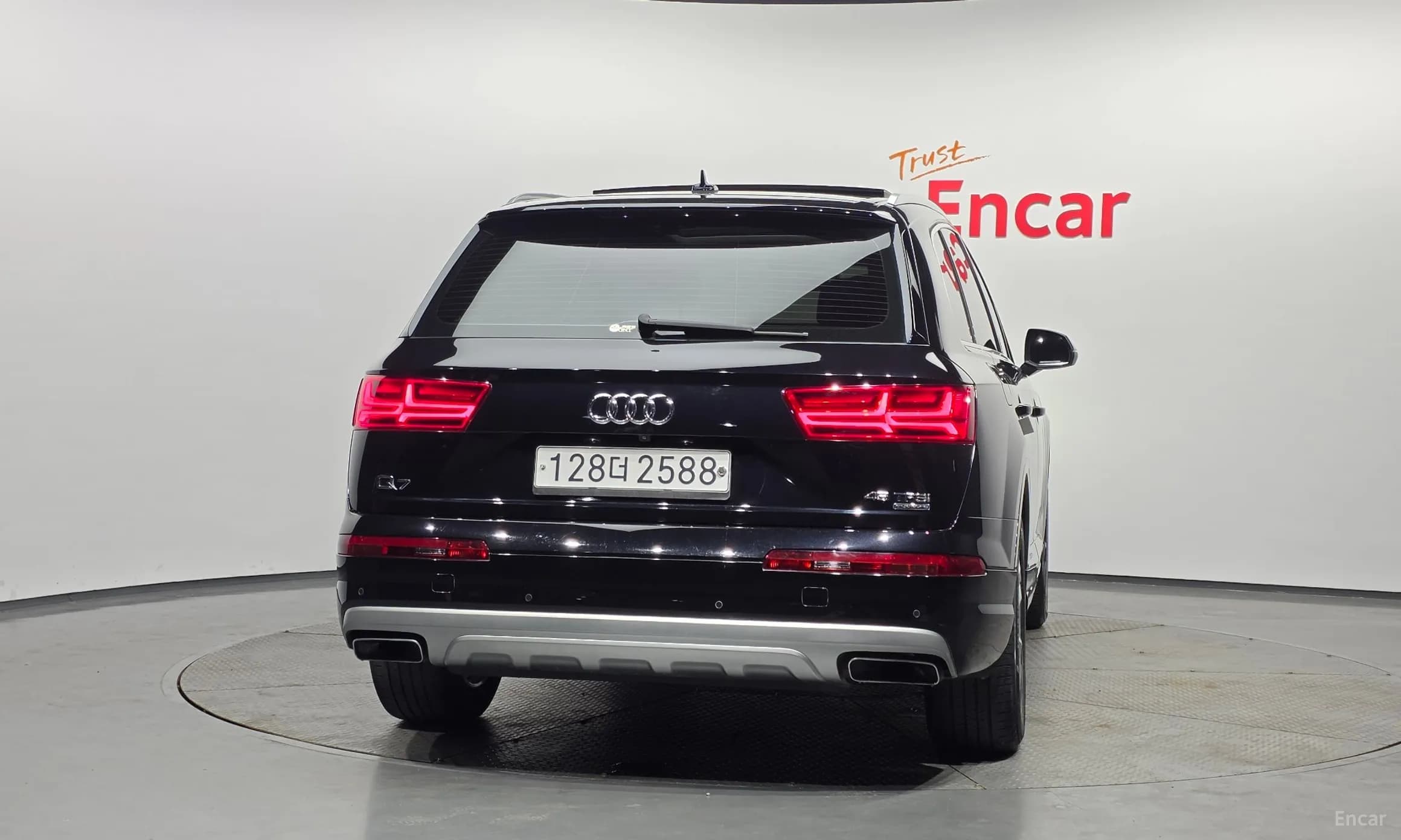 Q7 (4M)