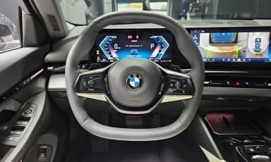 5 Series (G60)